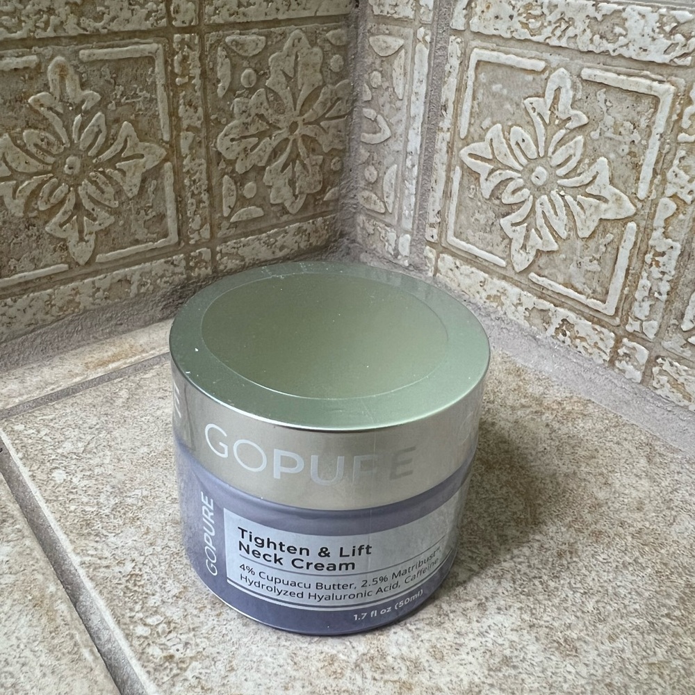 GoPure Tighten & Lift Neck Cream